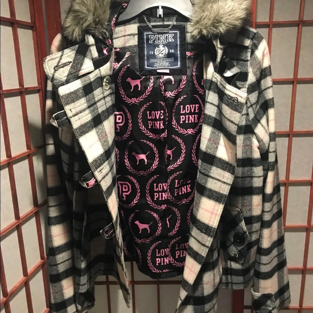 Winter coat - Picture 2 of 3